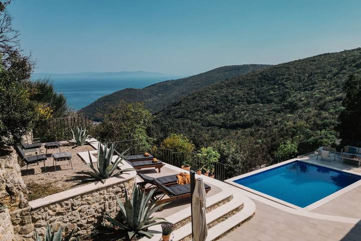 Villa pour 8 personnes, avec jardin et terrasse, animaux acceptés à Rabac - 4