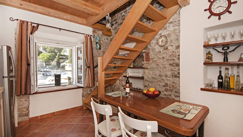 Dom dla 4 osób w Šolta