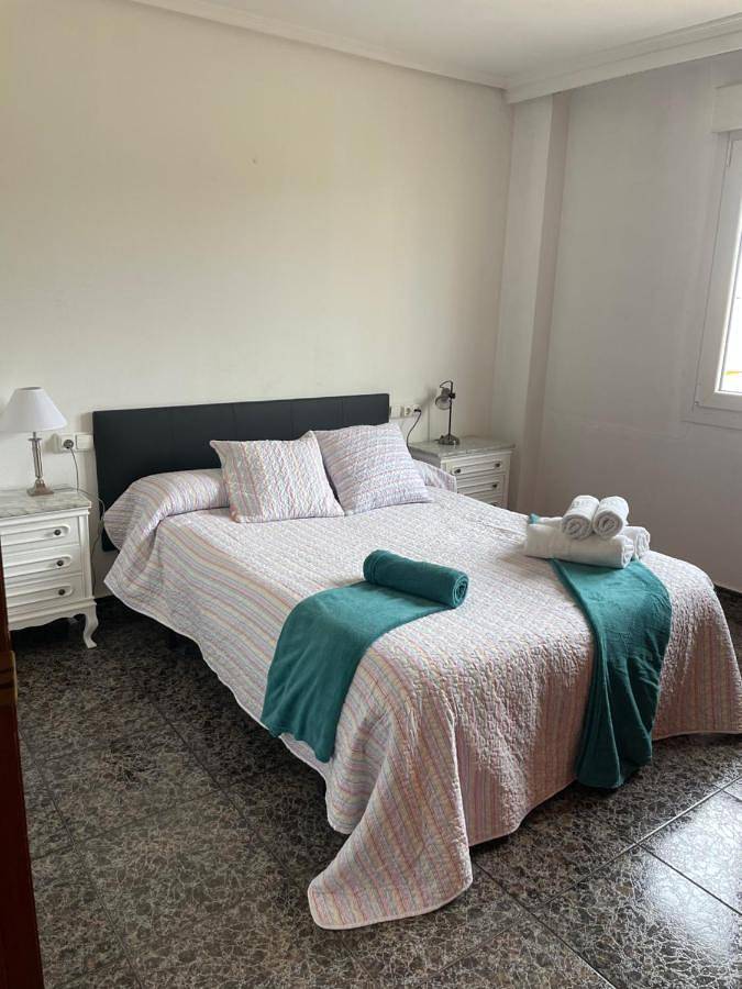 Apartamento de vacaciones para 7 personas, con terraza y vistas - 1