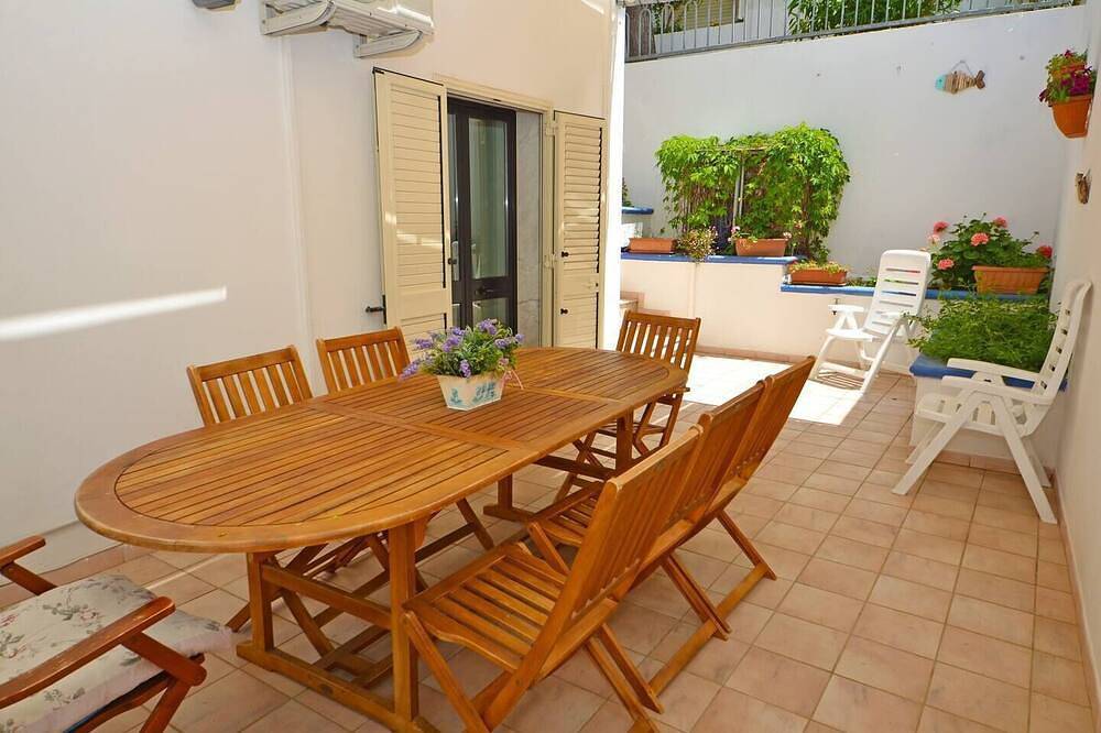 Green Bay House 100 meters from the sea in Marina di San Gregorio, Patù