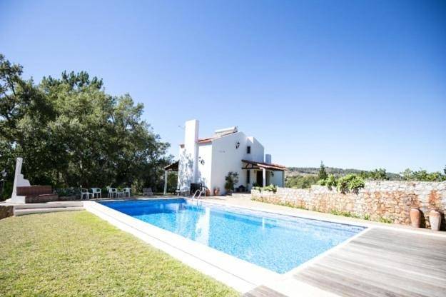 Casa de férias para 4 pessoas, com piscina e vista e ainda jardim em Setúbal