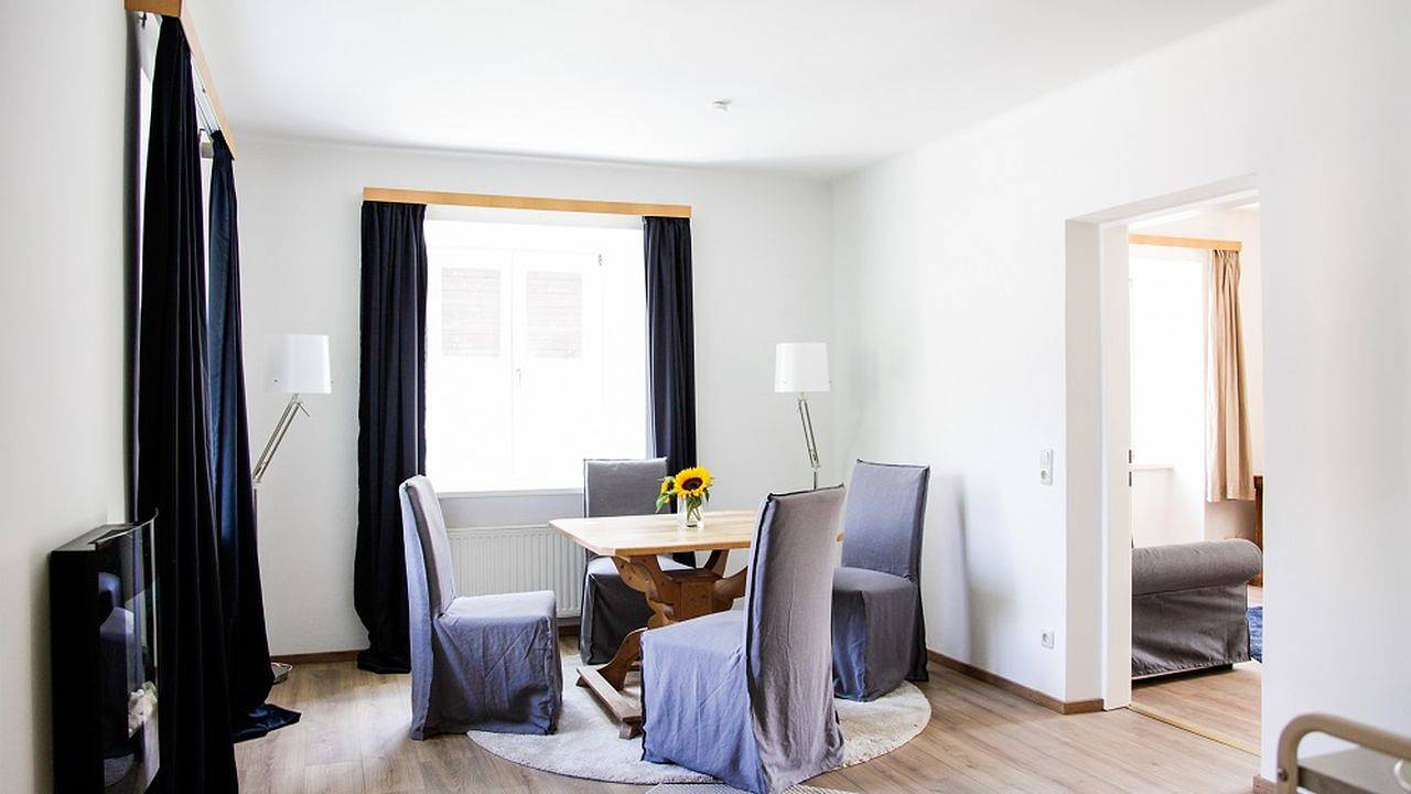 Ganze Ferienwohnung, Ferienwohnung für 4 Personen (50 m²) in Hallstatt in Lahn (Hallstatt), Hallstatt