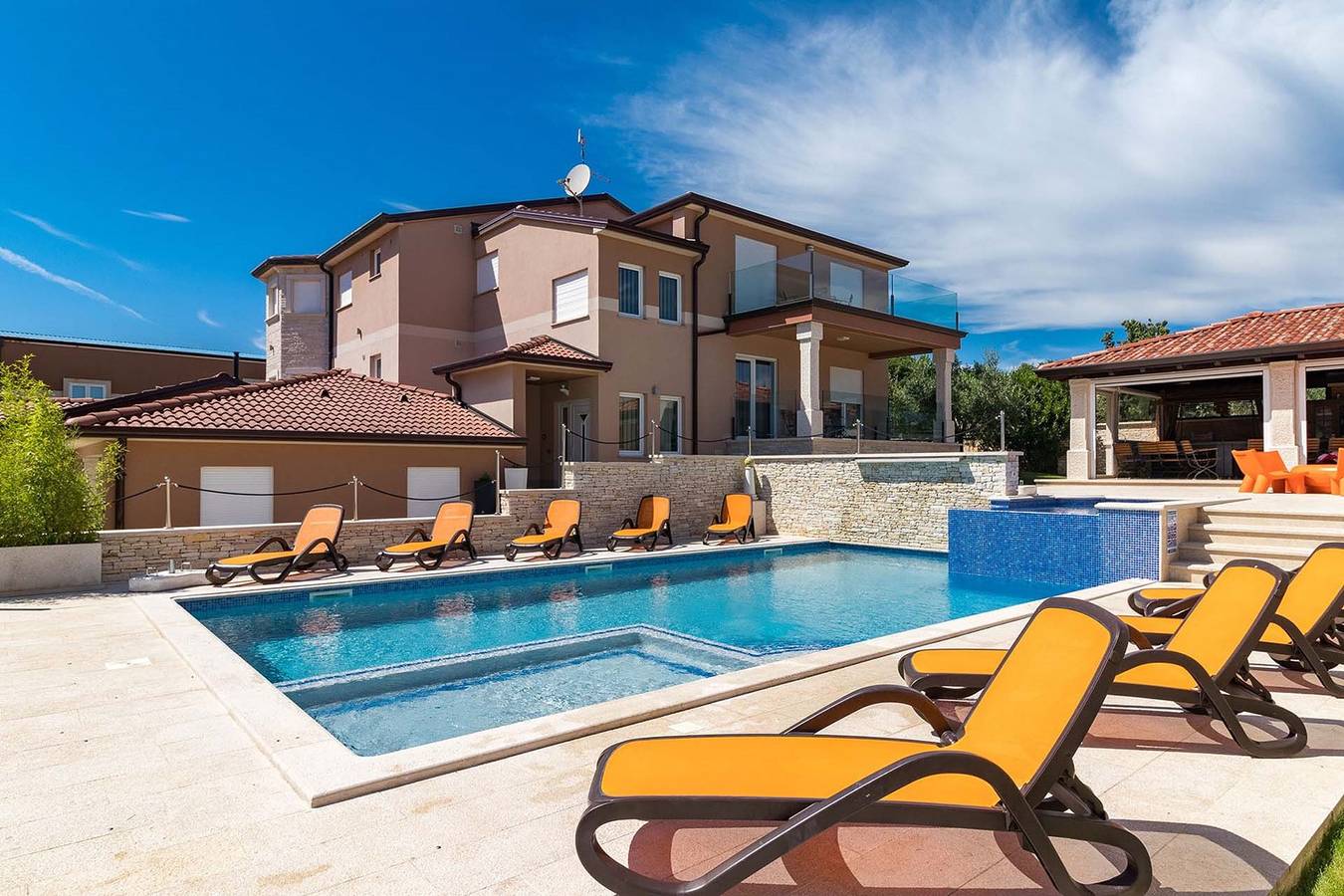Villa Istrakamen in Valtura, Südküste Istrien