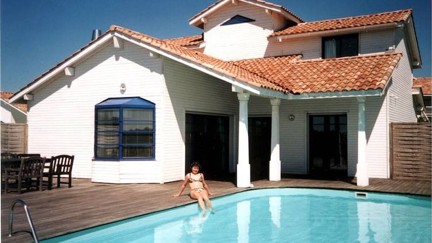 Villa pour 9 personnes, avec jacuzzi ainsi que piscine et jardin à Moliets-et-Maa