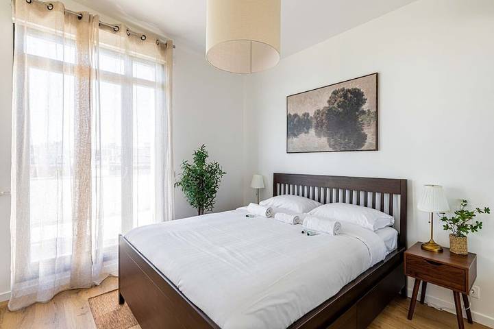 Entire apartment, Guestready - Spacious flat with furnished terrace in Villejuif, Val-de-Marne