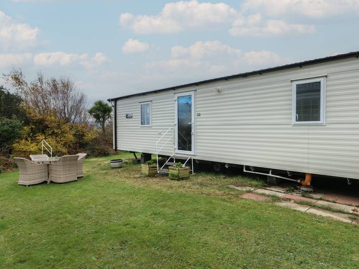 Caravan for 6 people, with garden, with pets on the Isle of Anglesey