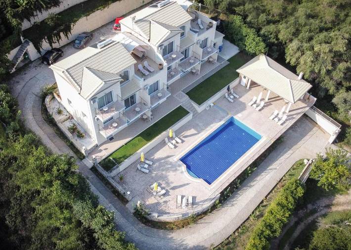 Ferienwohnung für 2 Personen, mit Ausblick und Terrasse sowie Pool