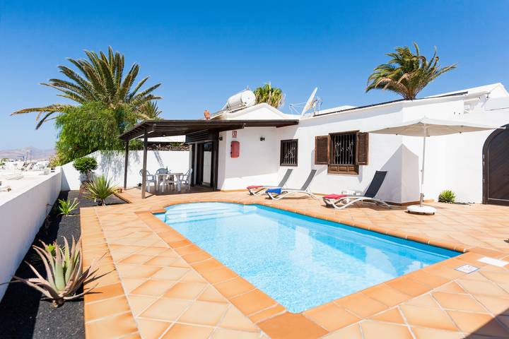 Bungalow für 5 Personen, mit Terrasse und Garten in Puerto del Carmen