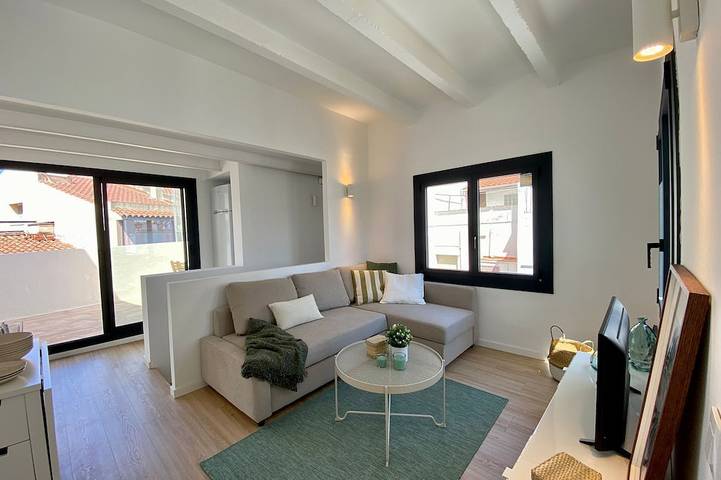 Ganze Wohnung, Precioso Ático con Terraza Reformado in Mataró, Costa del Maresme