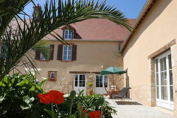 Chambre d’hôte pour 2 personnes, avec jardin à Saint-Georges-de-Bohon