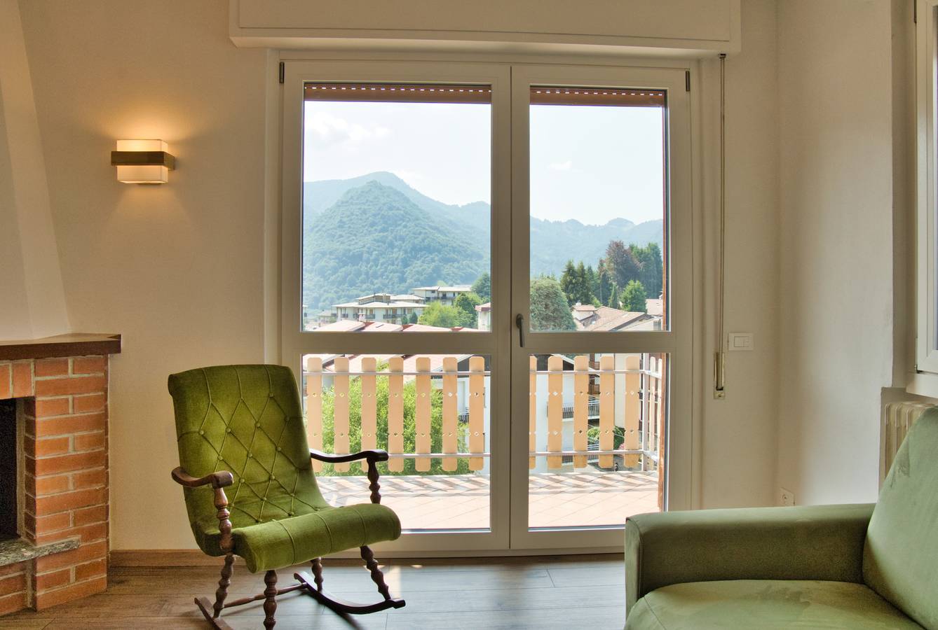 Appartamento intero, Casa Rachele - mountain panorama in Moggio, Prealpi Bergamasche Occidentali