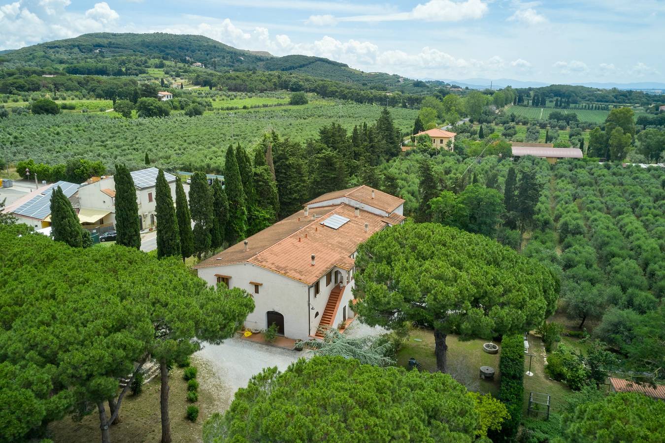 Agriturismo 'Antichi Palmenti - Corbezzolo' con giardino in comune e aria condizionata in San Vincenzo, Costa degli Etruschi
