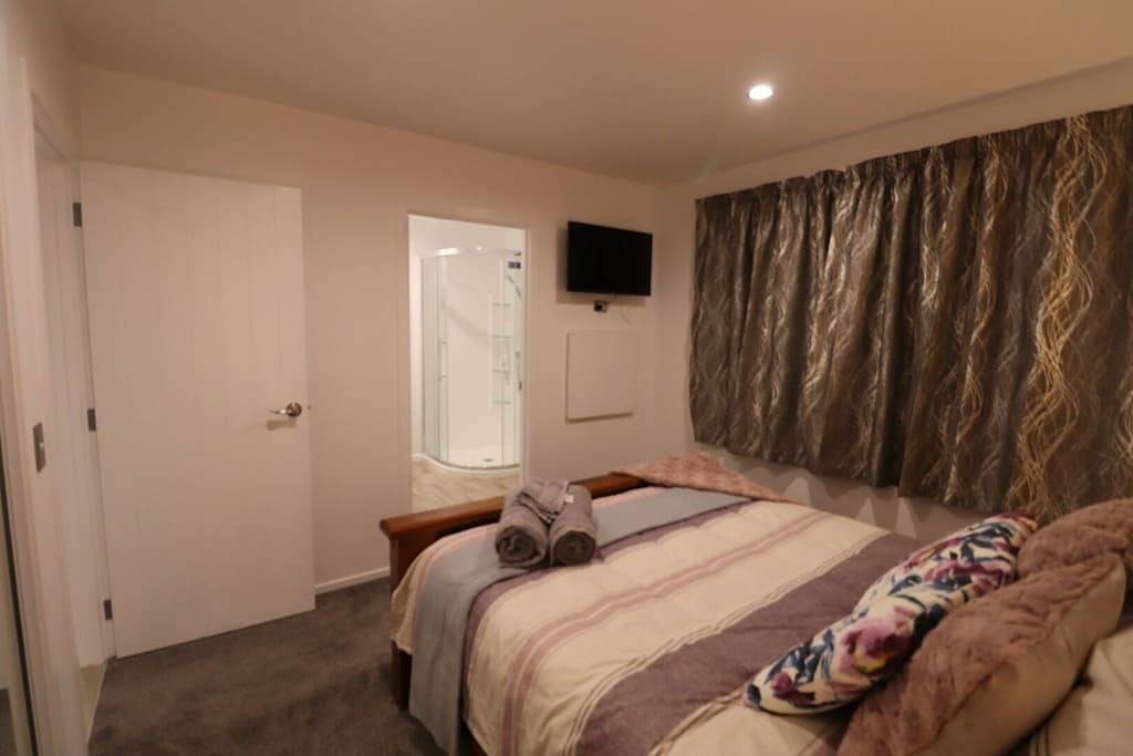 Tiffany Swim spa resort in Ohakune, Ruapehu District