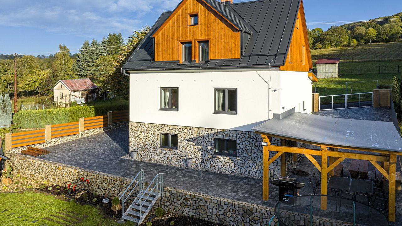 Villa für 15 Personen (300 m²) in Dolní Grunt in Niedergrund, Böhmische Schweiz