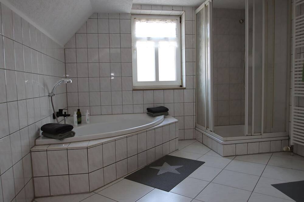 Ganze Wohnung, Behagliche Ferienwohnung in Elbingerode in Elbingerode, Harzvorland