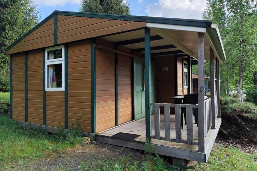 Chalet 2 étoiles - ccbgaff in La Tour-d'Auvergne, Regionaler Naturpark Volcans d'Auvergne