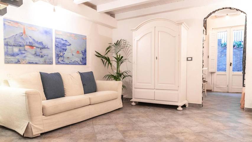 Location de vacances pour 6 personnes, avec terrasse, animaux acceptés à Aci Castello - 4