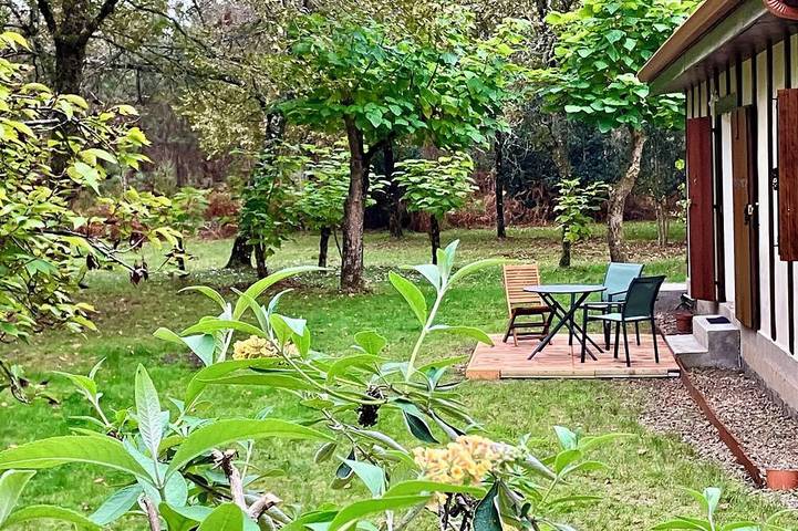 Location de vacances pour 4 personnes, avec jardin à Uza