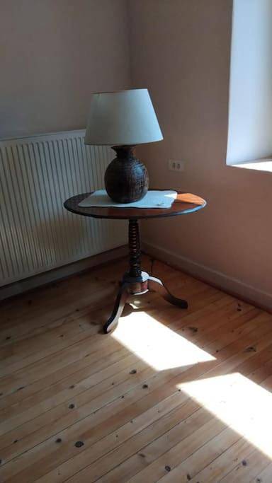 Location de vacances pour 6 personnes, avec terrasse à Arbois (homonymie) - 4