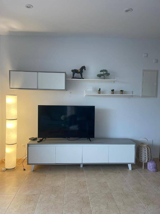 Apartamento inteiro, Three-Bedroom Apartment in Crestatx, Sa Pobla