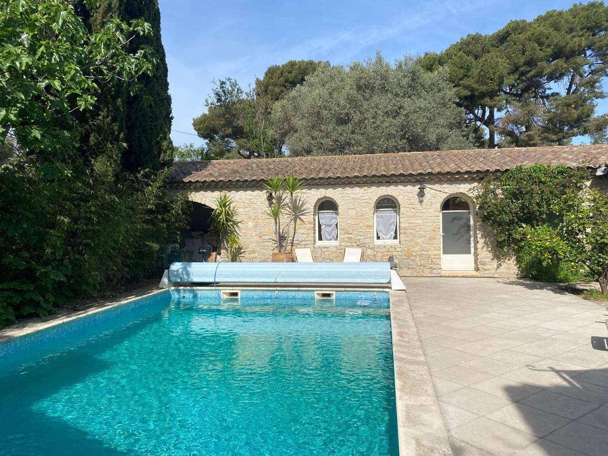 Cabane Le Nid Marin piscine à 500m de la plage in La Ciotat, Région de Marseille