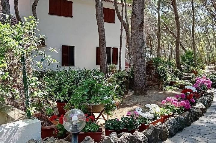 Villa for 6 people, with balcony and garden - 1