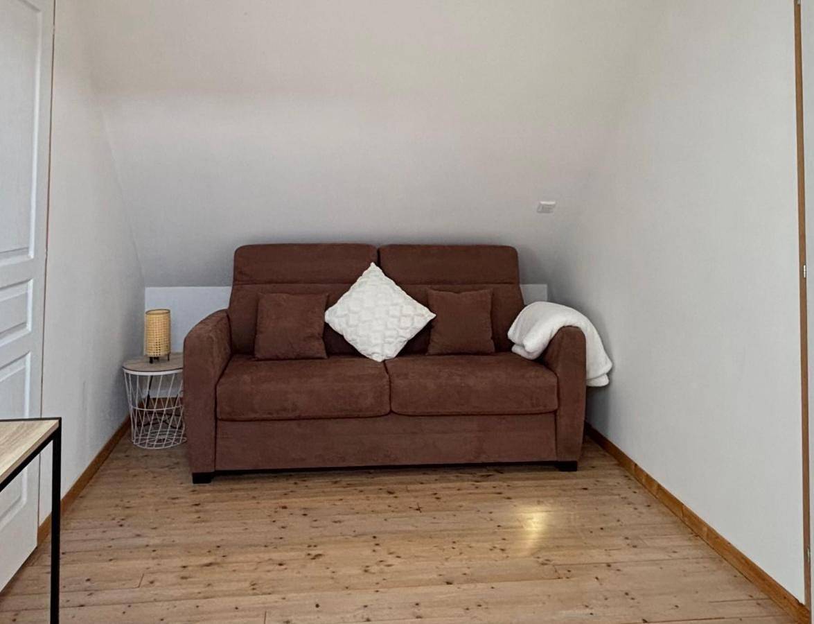Three-Bedroom House in Saint-Inglevert, Région de Boulogne-sur-Mer