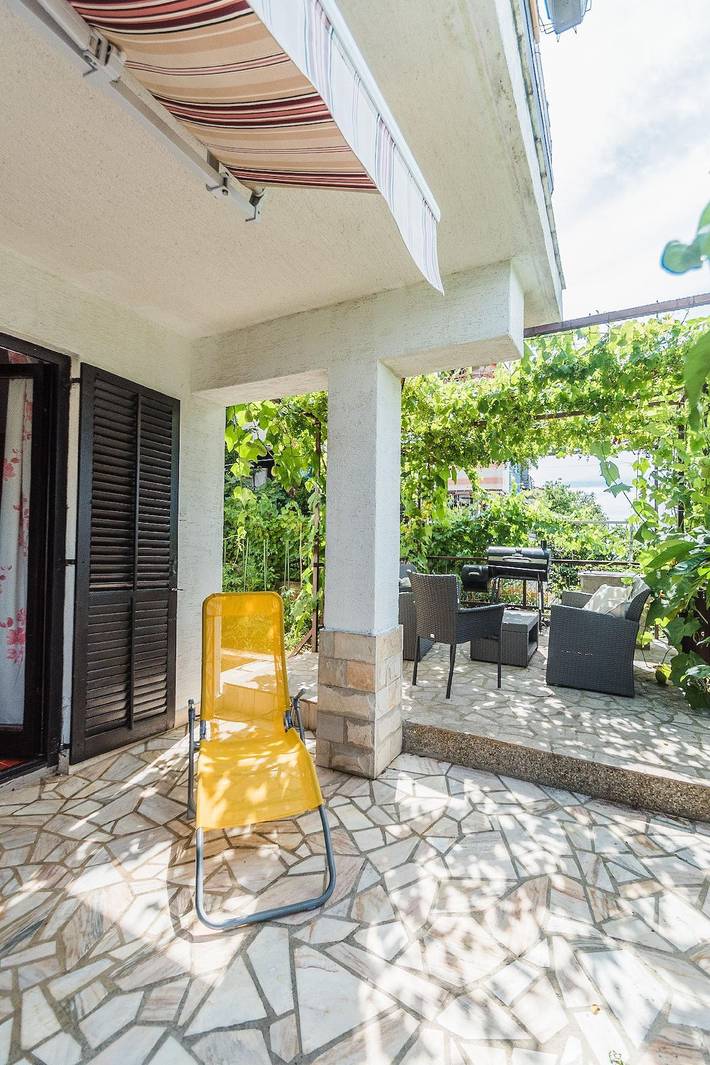 Ferienwohnung für 4 Personen, mit Terrasse und Garten in Dramalj - 3