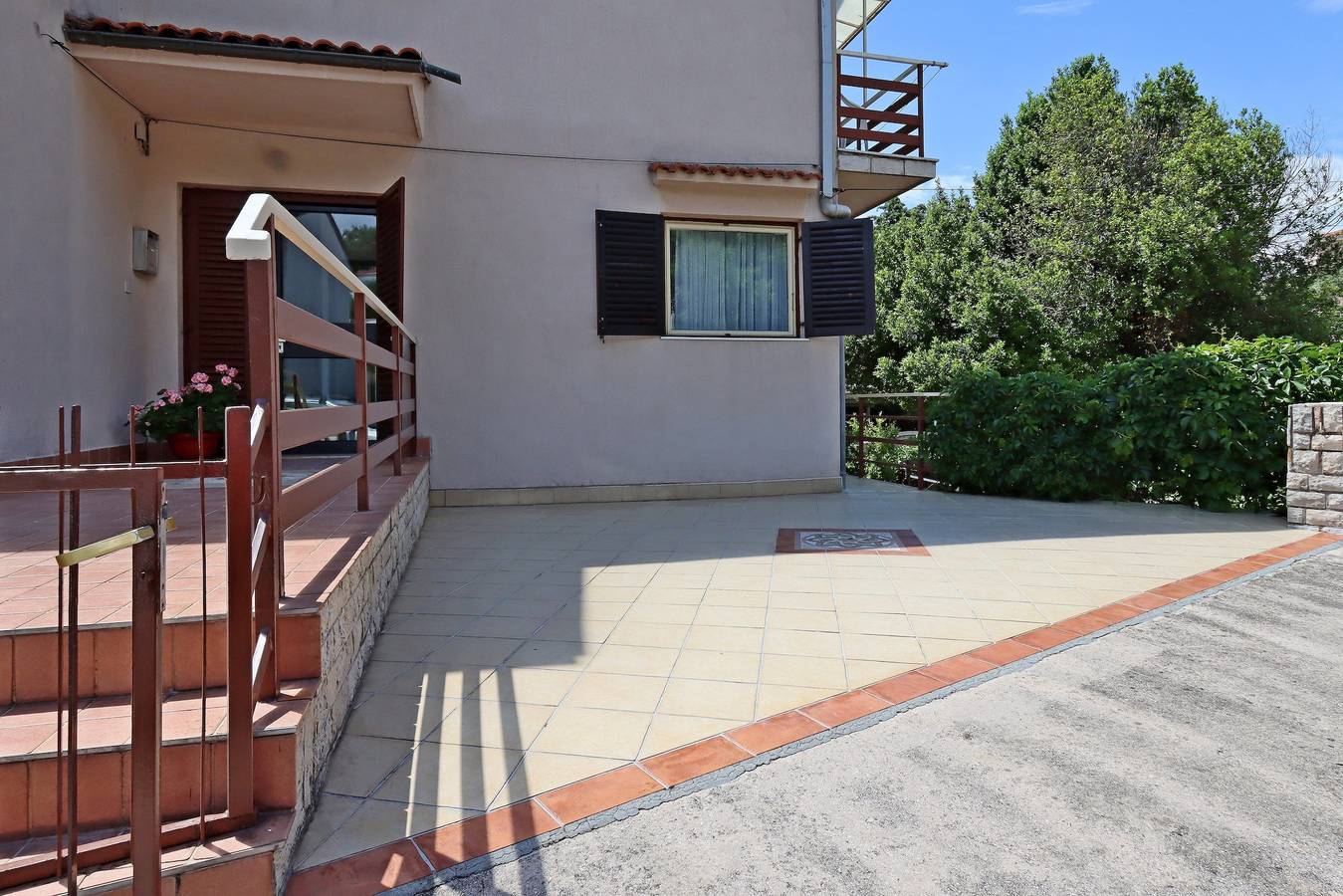 Ganze Wohnung, 1-Zimmer-Ferienwohnung mit Terrasse Selce, Crikvenica A-24450-a in Selce, Primorje-Gorski Kotar