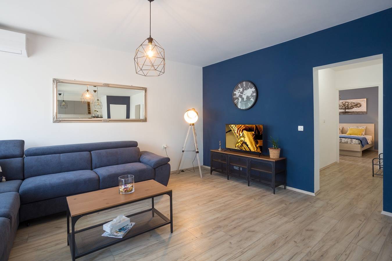 Ganze Wohnung, 3-Zimmer-Ferienwohnung mit Terrasse Stobrec, Split A-25554-a in Stobrec, Split-Dalmatien