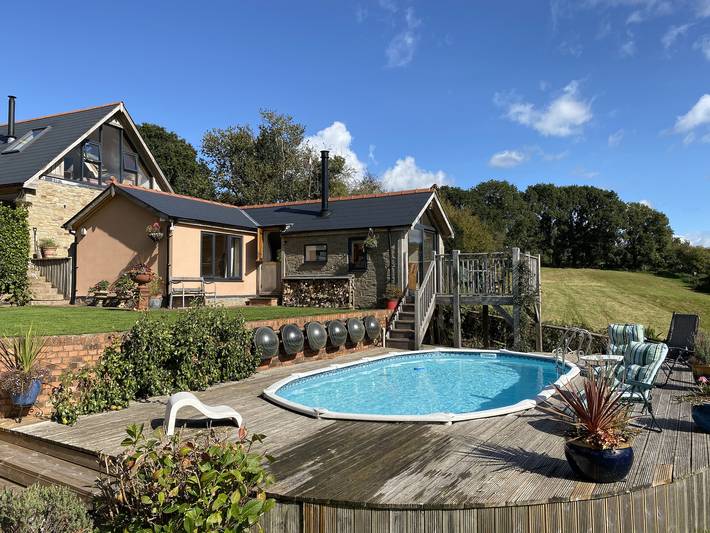Log cabin for 2 people, with Balcony in Herefordshire