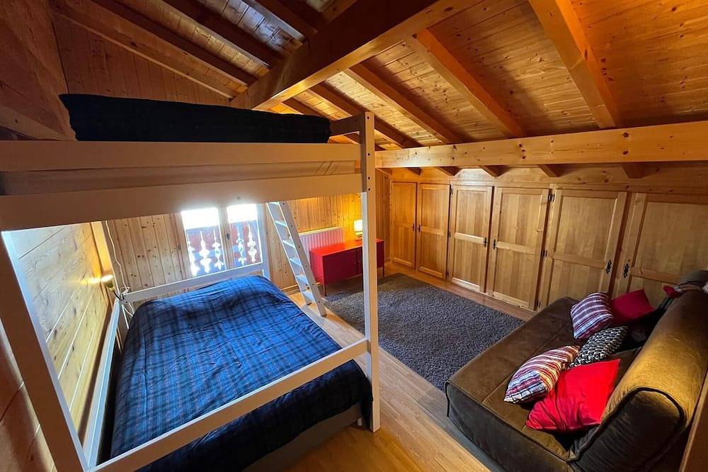 Chalet with open, soothing views, 5 mns from Morzine, ideal for families in La Côte-d'Arbroz, Les Portes du Soleil