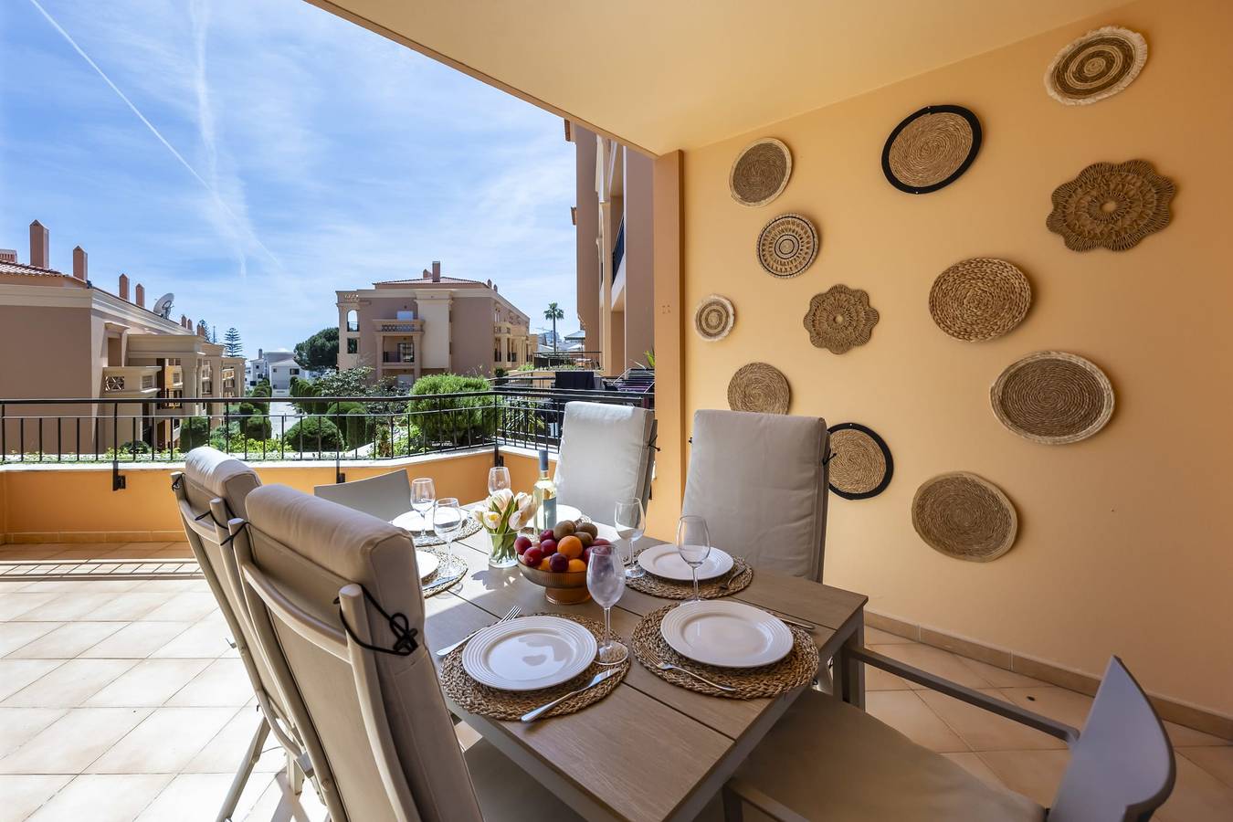 Entire apartment, Baia da Luz - Tropicana Beach Apartment in Praia da Luz, Faro District