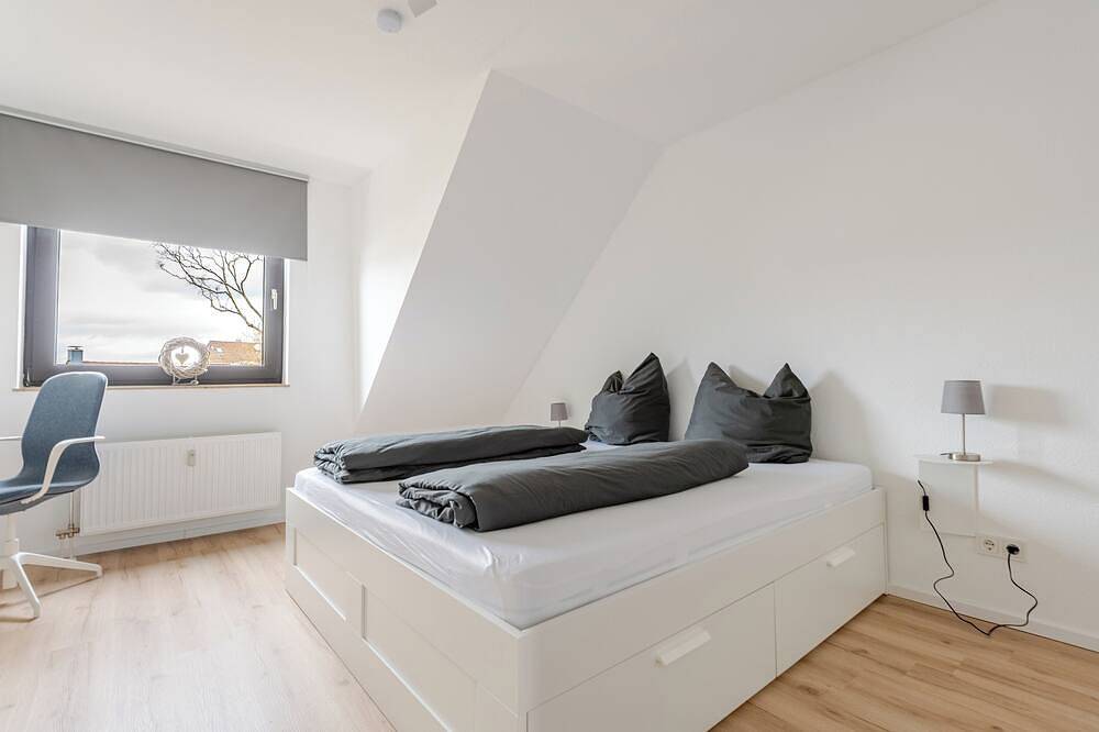 Appartement entier, Apartment Eden - 1 Min Hbf - Ideal for trips to Cologne, Düsseldorf, Wuppertal in Solingen, Bergisches Land