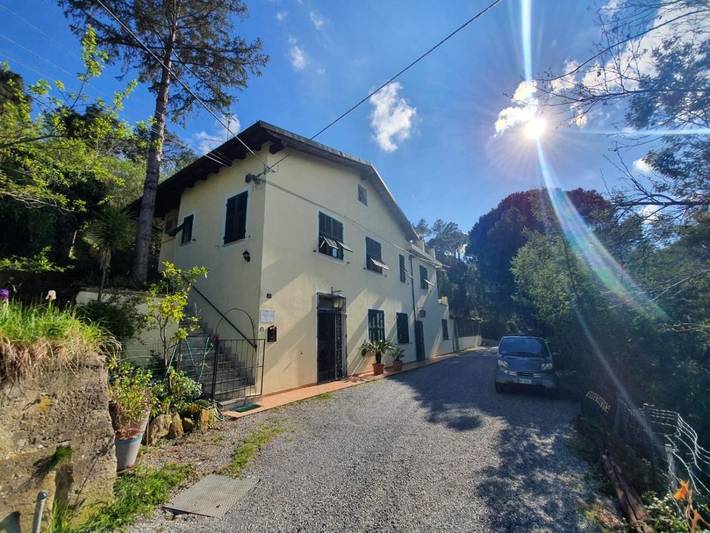 B&b per 2 persone, con Terrazza e Giardino nonché Panorama a Spotorno