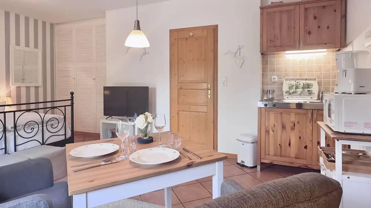 Ganze Ferienwohnung, Ferienwohnung für 2 Personen (25 m²) in Neuharlingersiel in Altharlingersiel, Neuharlingersiel
