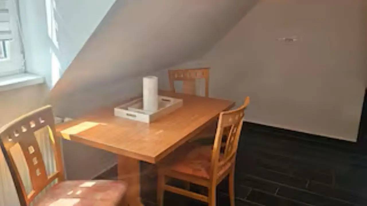 Ganze Ferienwohnung, Ferienwohnung für 4 Personen (72 m²) in Leuna in Leuna, Saale-Unstrut