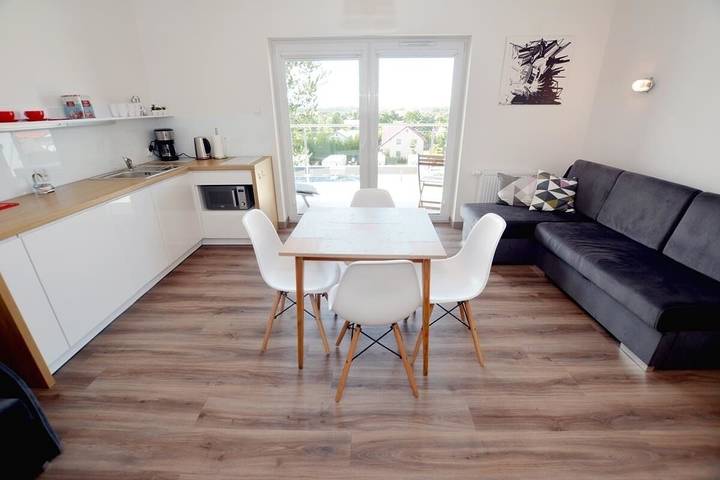 Apartament wakacyjny dla 3 osób, z balkon w Sianożęty