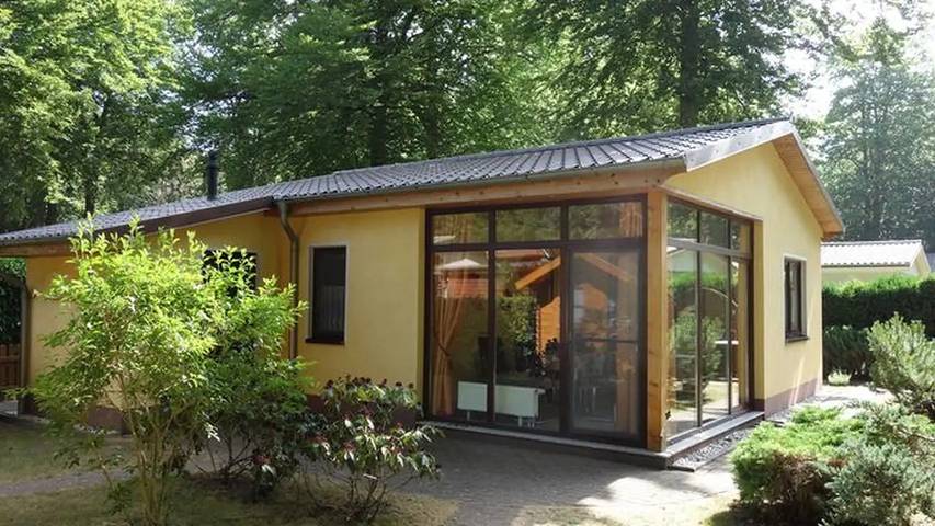 Bungalow für 4 Personen, mit Terrasse und Garten in Graal-Müritz