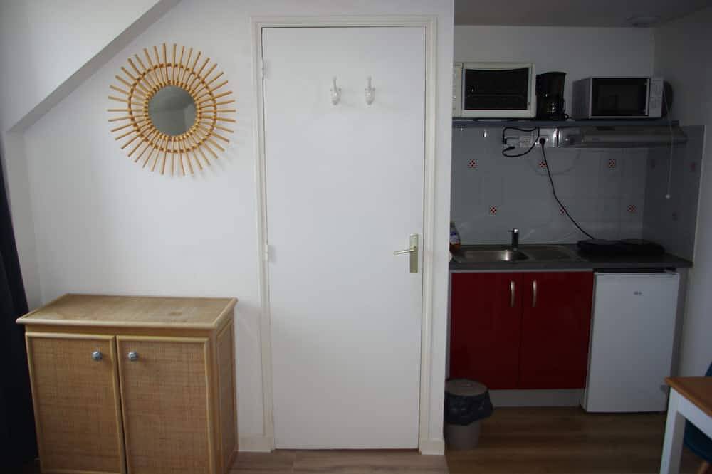 Apartamento entero, Alquiler De Estudio En Treguier in Tréguier, Costa de granito rosa