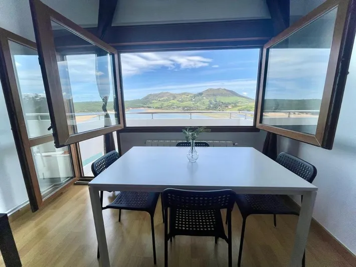 Apartamento de vacaciones para 4 personas, con vistas y jardín - 1