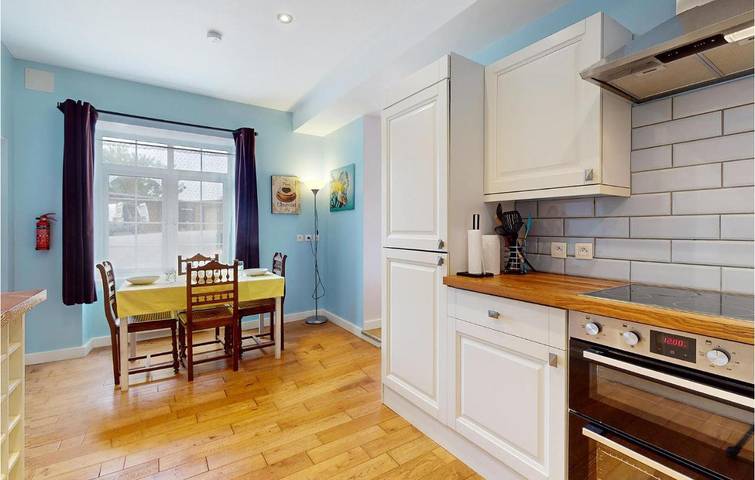 Location de vacances pour 4 personnes, avec jardin et piscine à Désertines (Allier) - 3