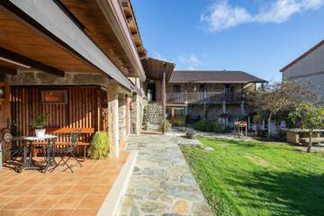 Casa Rural Con Piscina para 5 Personas en Boborás, Provincia de Orense, Foto 1