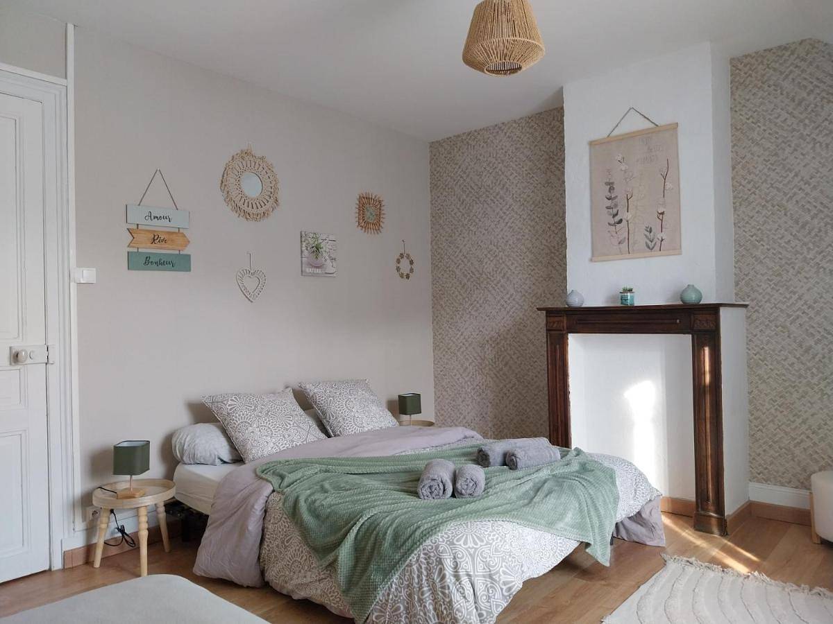 Two-Bedroom House in Bogny-sur-Meuse, Parc naturel régional des Ardennes