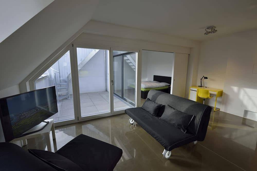 Ganze Wohnung, Modernes, vom Architekten entworfenes Penthouse-Loft mit 2 Dachterrassen im Freien in Wien, Donau Niederösterreich