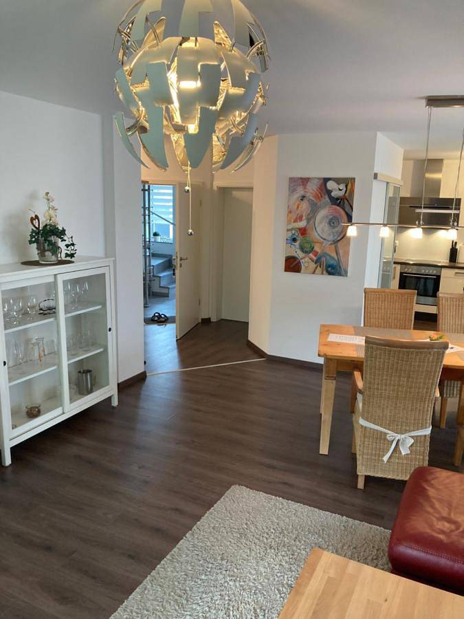 Appartement entier, Klimatisierte Wohnung Schwarzwald Europapark Rust barrierefrei 110 qm in Ichenheim, Neuried