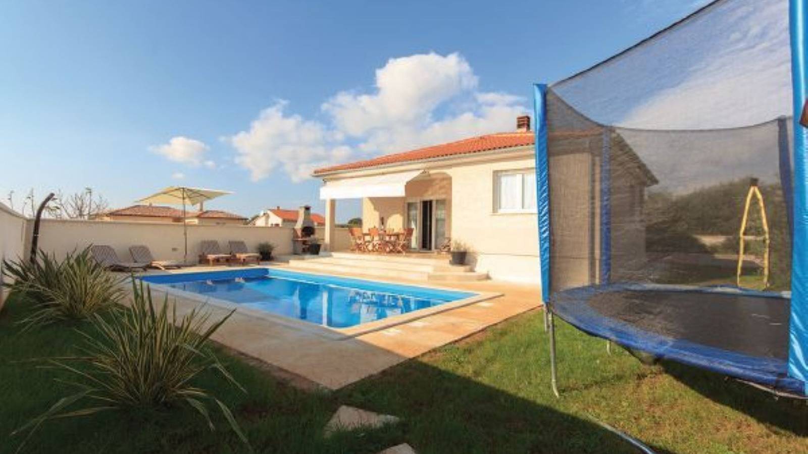 Villa Greta - Jadreški by Villas Guide in Sisan, Südküste Istrien