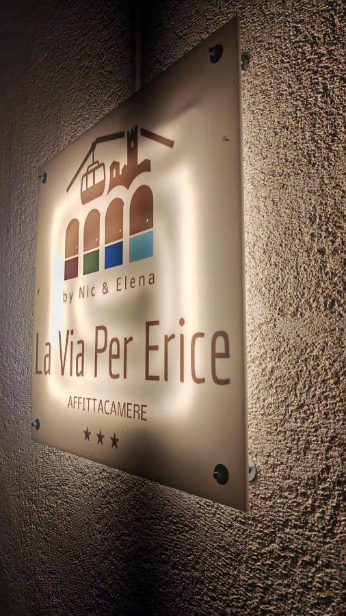 Maison d’hôte pour 2 personnes, avec Terrasse à Erice