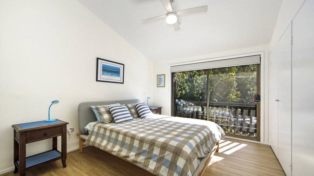 Pearlside by Holidayco. in Pearl Beach, New South Wales