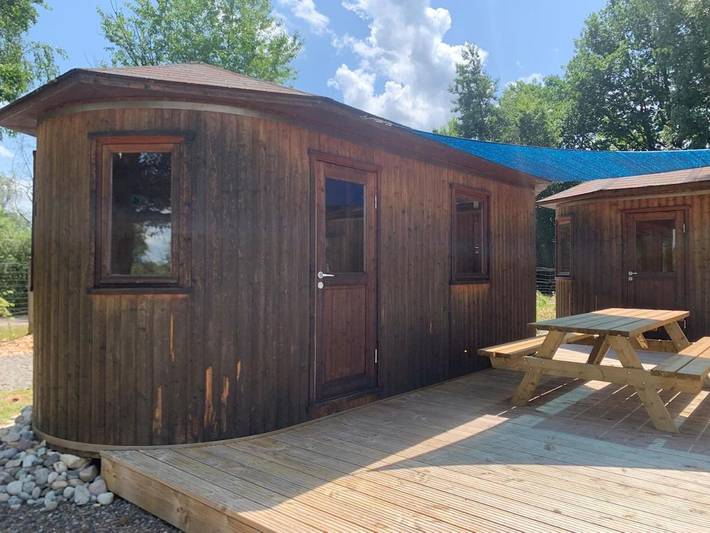 Gîte pour 2 personnes, avec Terrasse et Sauna ainsi que Vue et Vue sur le lac à Roye - 2